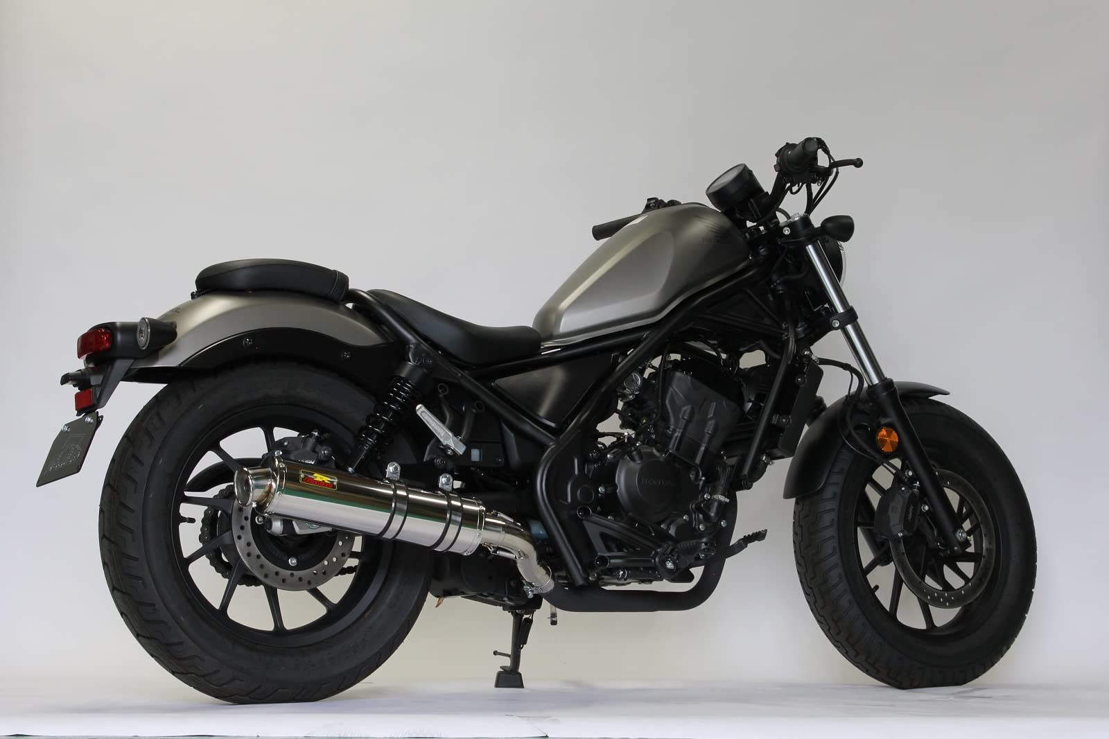 セール　レブル250-500 2017-2022年式マフラーV2 楽天市場】レブル250 マフラー 2BK-MC49 2017年～2020年モデル